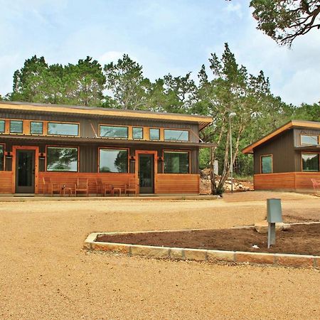Green Acres Cottages - Dripping Springs Suite Wimberley Bagian luar foto