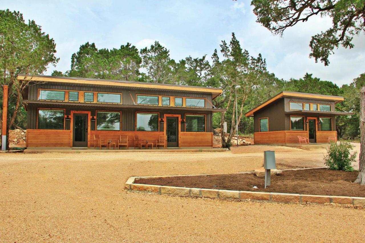 Green Acres Cottages - Dripping Springs Suite Wimberley Bagian luar foto
